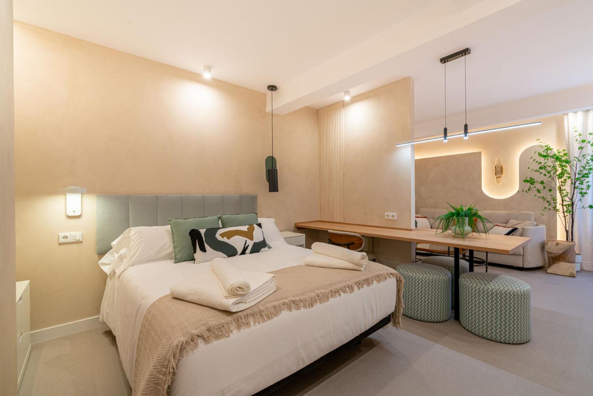 Wow Apartamentos Valladolid Exteriör bild